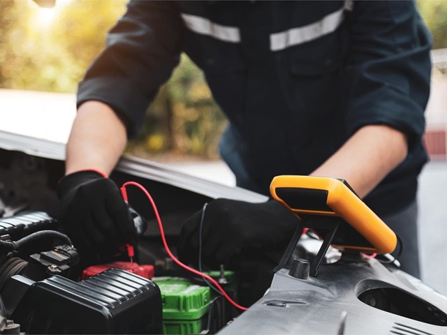 ¡Descubre los cuidados básicos para la batería de tu coche!